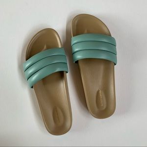 Beatrice Valenzuela Classic Sandalia